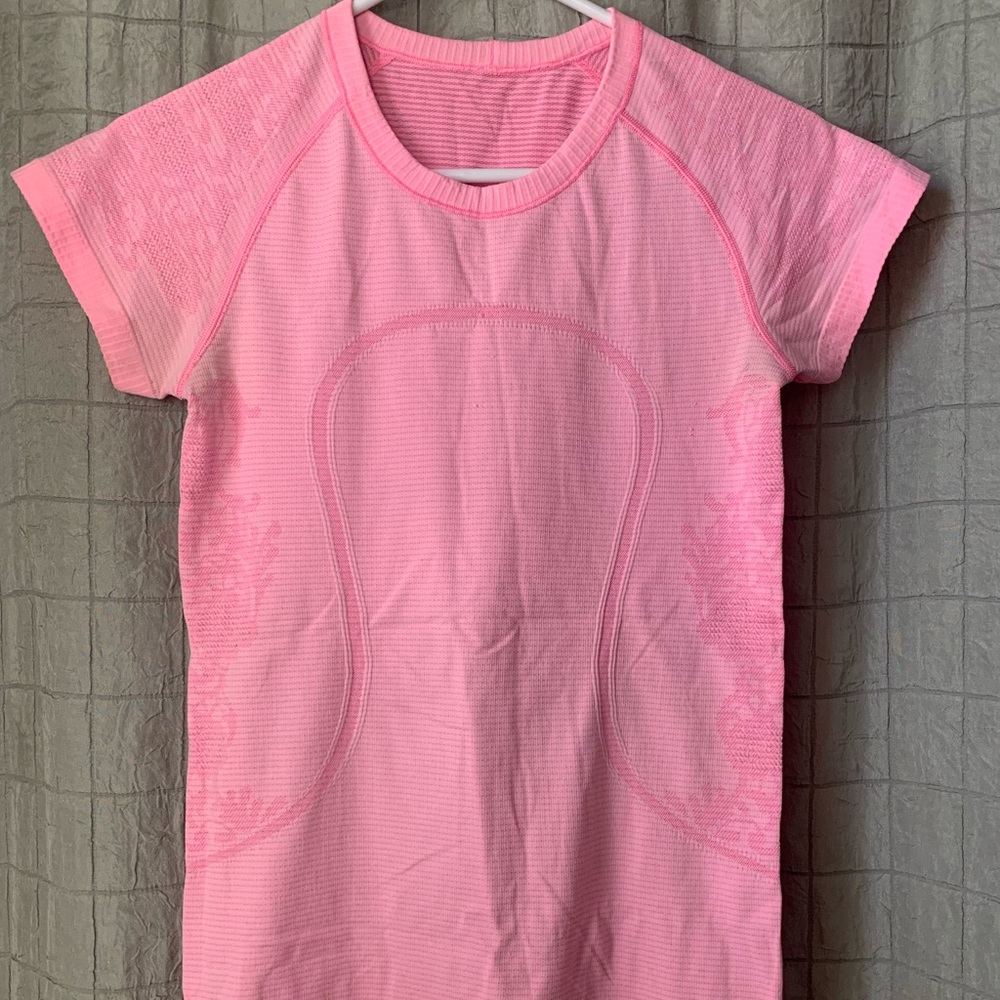 COPY Lululemon active shirt